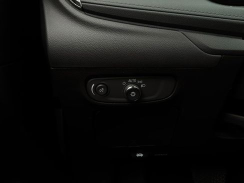 Used 2025 Buick Encore GX Preferred FWD image 20