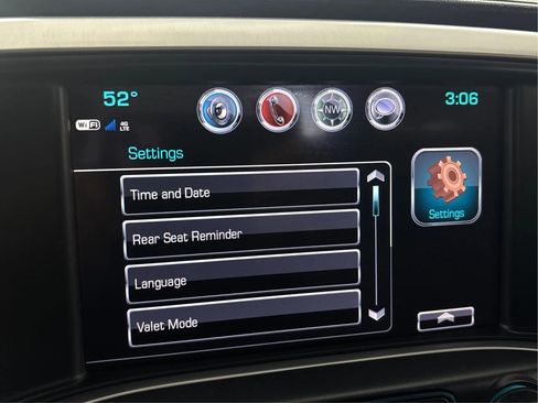 Used 2017 GMC Sierra 1500 SLE w/ SLE Value Package image 41