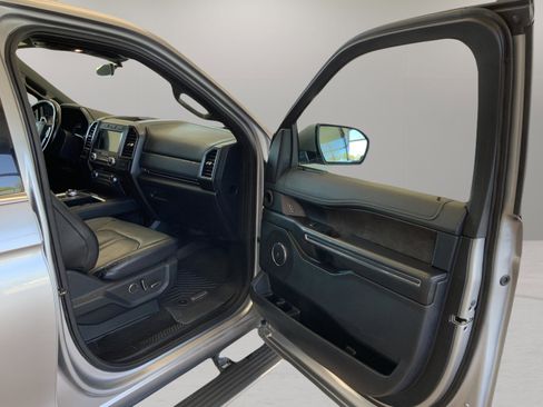 Used 2020 Ford Expedition Max Limited AWD/4WD image 27