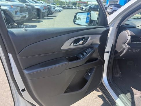 Used 2020 Chevrolet Traverse LT AWD/4WD image 9