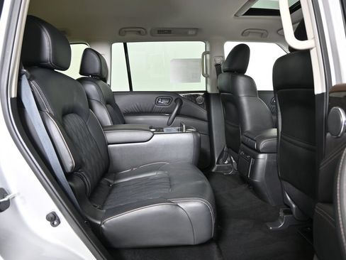 Used 2024 Nissan Armada Platinum w/ Captain's Chairs Package AWD/4WD image 16