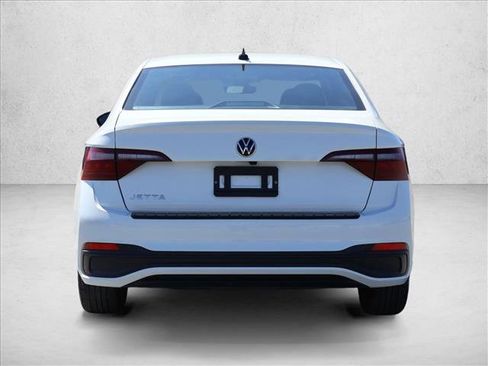 Used 2024 Volkswagen Jetta Sport FWD image 7
