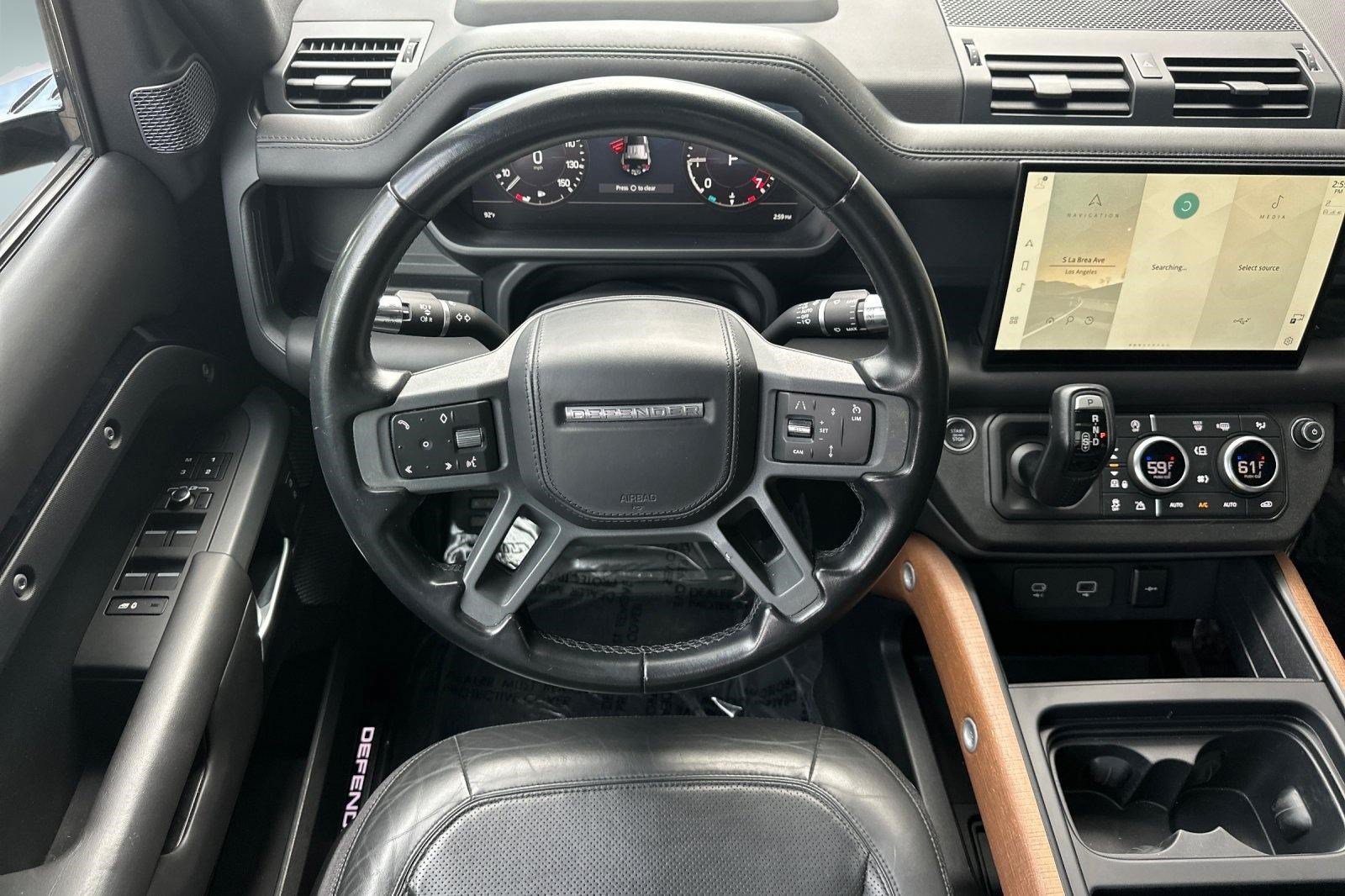 Used 2022 Land Rover Defender 110 X AWD/4WD image 32
