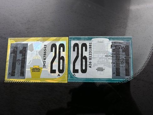 Used 2021 Toyota Highlander L image 9