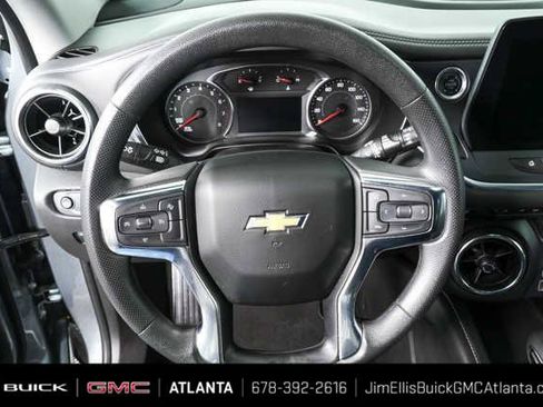 Certified 2025 Chevrolet Blazer LT FWD image 8