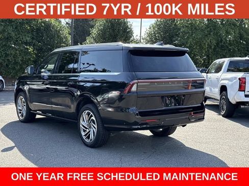 Used 2025 Lincoln Navigator L Reserve AWD/4WD image 4