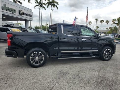 Used 2024 Chevrolet Silverado 1500 High Country RWD image 8