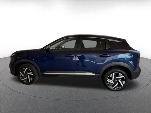 Used 2026 Nissan Kicks SV w/ Cold Weather Package FWD image 9