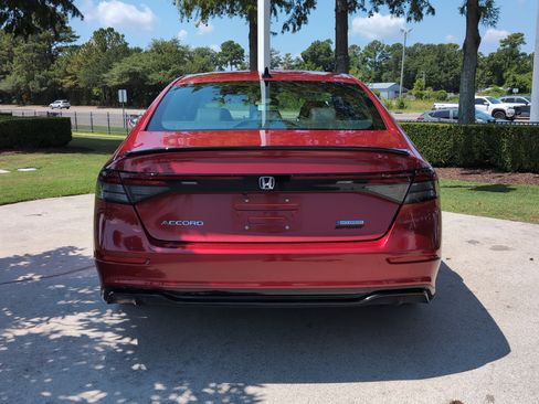 Used 2023 Honda Accord Sport image 9