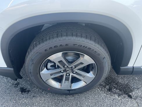 New 2025 Honda Pilot EX-L image 10