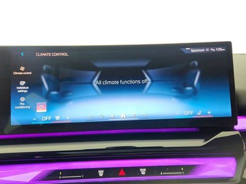 Used 2025 BMW 540i xDrive image 46