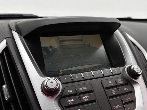 Used 2017 GMC Terrain SLE FWD image 17