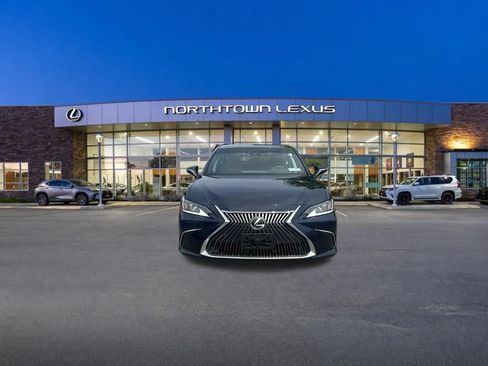 Used 2020 Lexus ES 350 w/ Accessory Package 2 FWD image 18