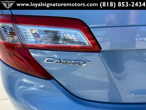 Used 2012 Toyota Camry LE FWD image 8