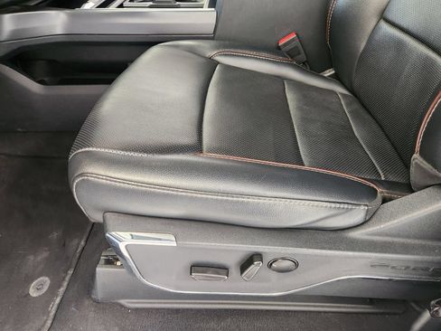 Used 2024 Ford F250 Lariat AWD/4WD image 23