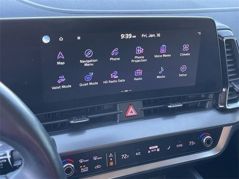 Used 2023 Kia Sportage SX image 16