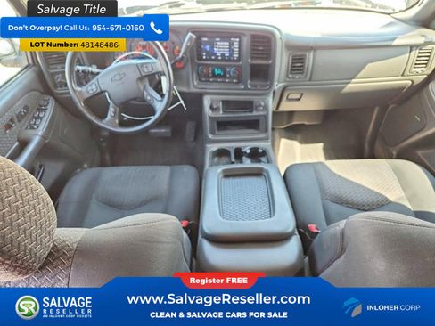 Used 2004 Chevrolet Avalanche 4x4 w/ Preferred Equipment Group image 11