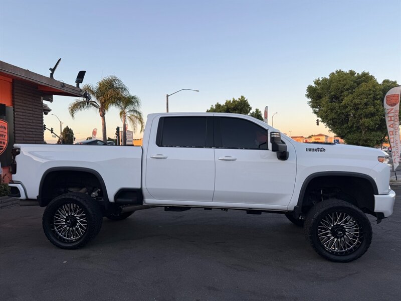 Used 2021 Chevrolet Silverado 3500 High Country AWD/4WD image 12