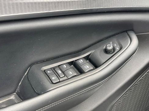 Used 2023 Jeep Grand Cherokee Altitude image 16