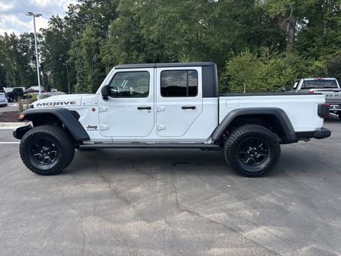 Used 2021 Jeep Gladiator Mojave AWD/4WD image 5