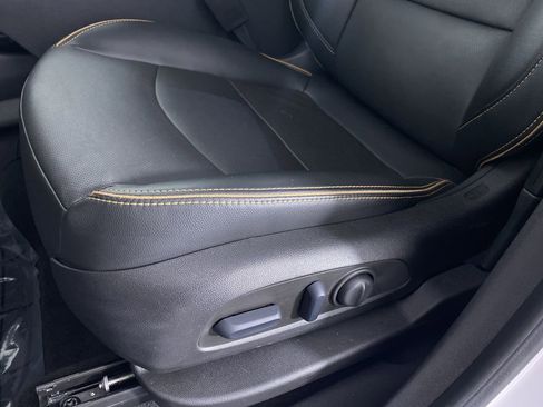 Used 2023 GMC Terrain AT4 w/ Infotainment Package II image 10