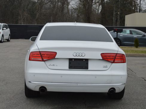 Used 2011 Audi A8 L 4.2 image 5