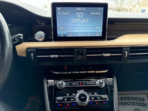 Used 2021 Lincoln Corsair Reserve image 18