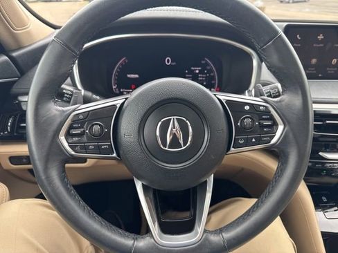 Used 2023 Acura MDX SH-AWD image 20