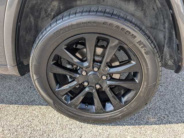 Used 2021 Jeep Grand Cherokee Laredo X AWD/4WD image 15
