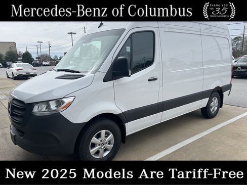 Used 2024 Mercedes-Benz Sprinter 2500 image 1