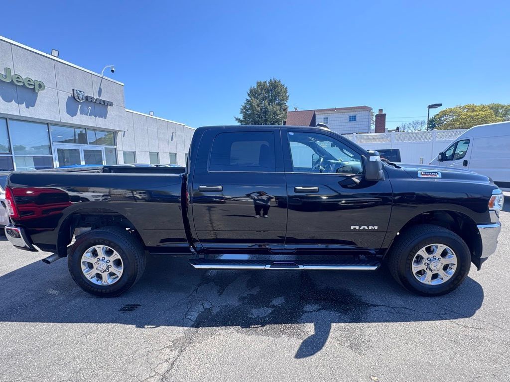 Certified 2024 RAM 2500 Big Horn w/ Bed Utility Group AWD/4WD image 9