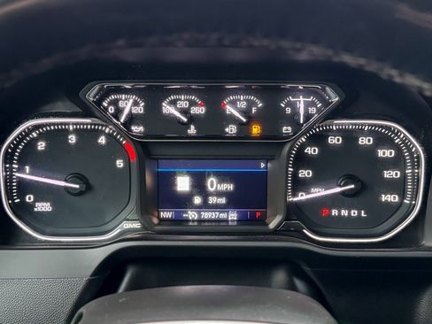 Used 2023 GMC Sierra 2500 SLT w/ SLT Premium Package image 18