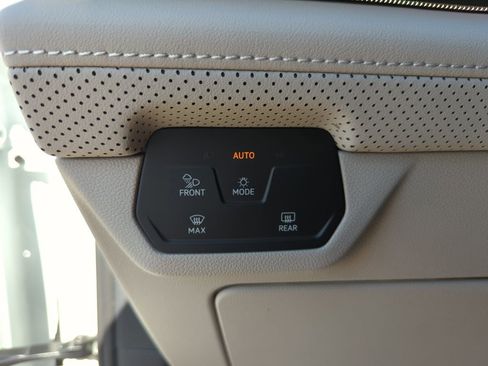 New 2026 Volkswagen Atlas SEL Premium R-Line image 33