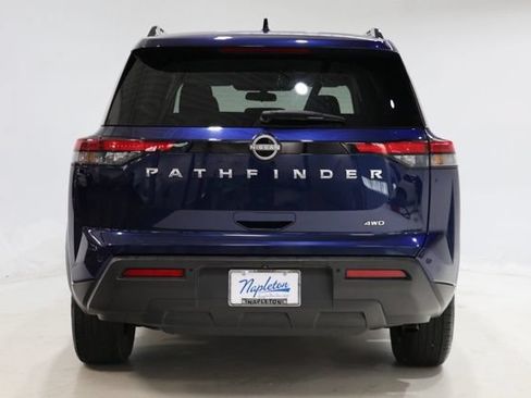 Used 2025 Nissan Pathfinder SV AWD/4WD image 6