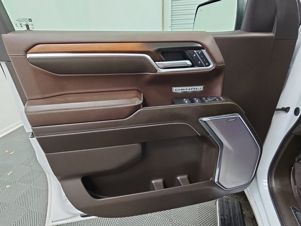 Certified 2025 GMC Sierra 1500 Denali AWD/4WD image 27