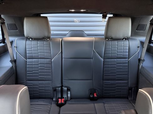 Used 2025 Cadillac Escalade V image 22