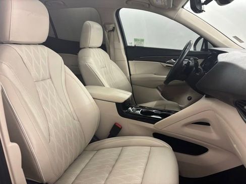 Used 2023 Buick Envision Avenir FWD image 28
