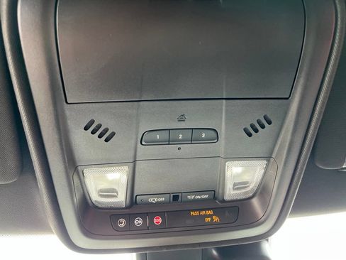 Used 2023 Cadillac XT4 Premium Luxury FWD image 23
