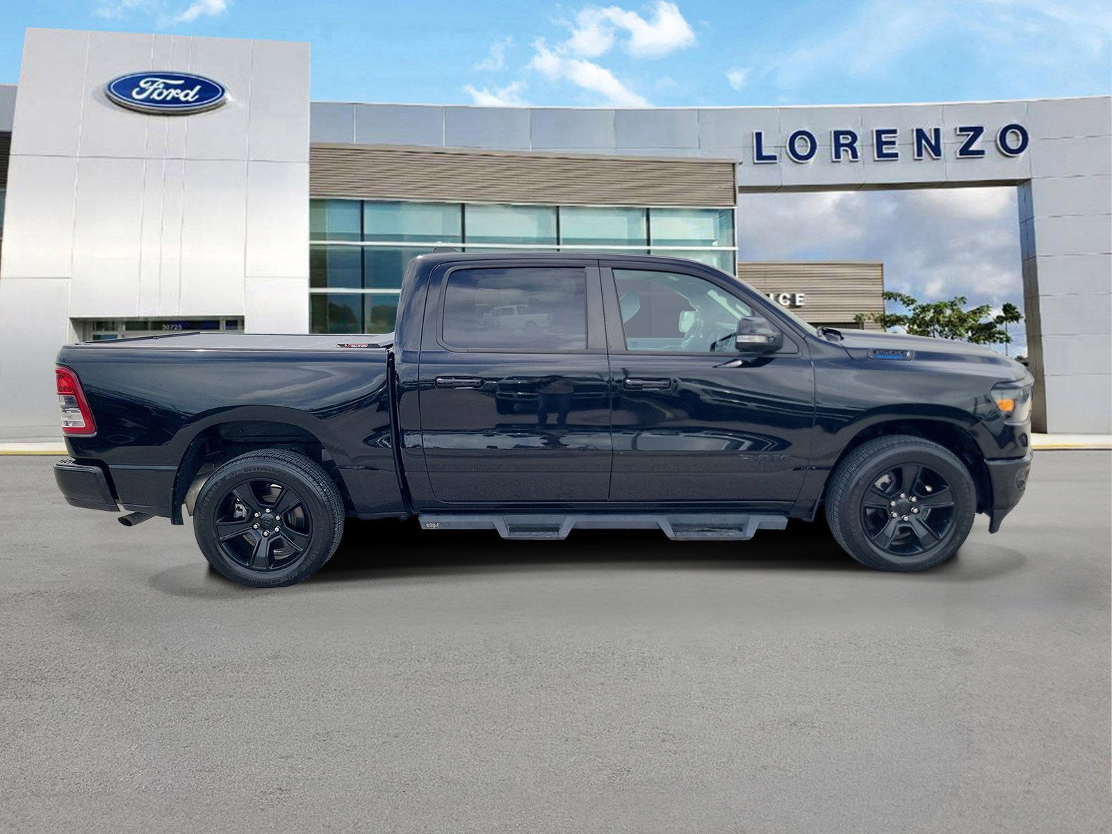 Used 2022 RAM 1500 Big Horn RWD image 4