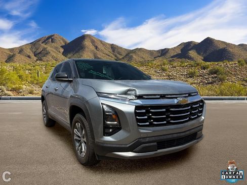 Used 2025 Chevrolet Equinox LT AWD/4WD image 5
