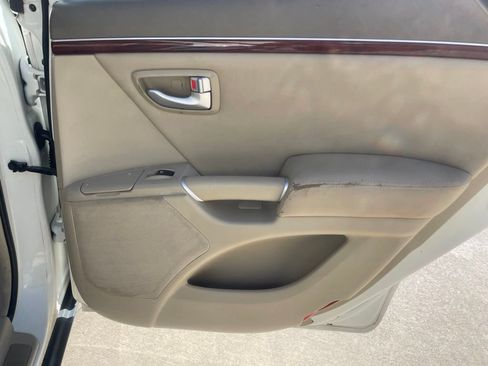 Used 2007 Hyundai Azera SE FWD image 26