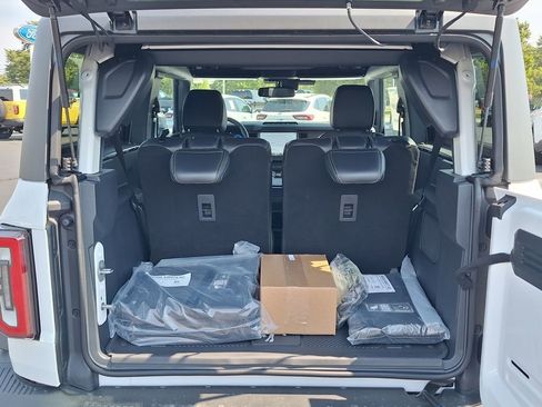 New 2025 Ford Bronco Badlands image 24