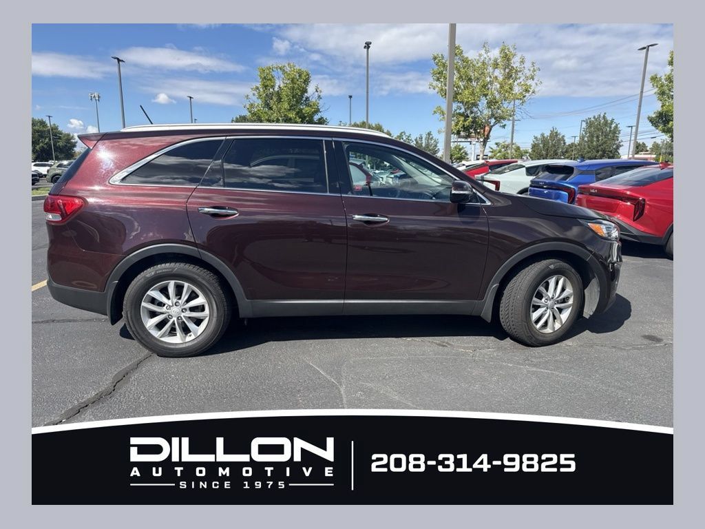 Used 2016 Kia Sorento LX FWD image 1
