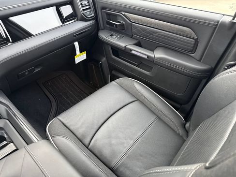 New 2026 RAM 3500 Limited AWD/4WD image 15