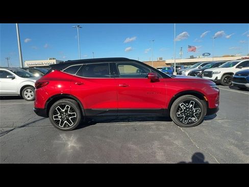 Used 2025 Chevrolet Blazer RS image 9