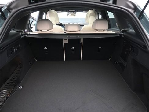 New 2026 Mercedes-Benz GLC 300 image 14