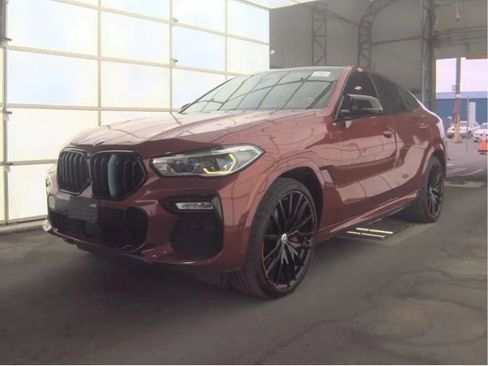 Used 2021 BMW X6 M50i w/ Executive Package image 2
