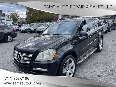 Used 2011 Mercedes-Benz GL 550 4MATIC image 1