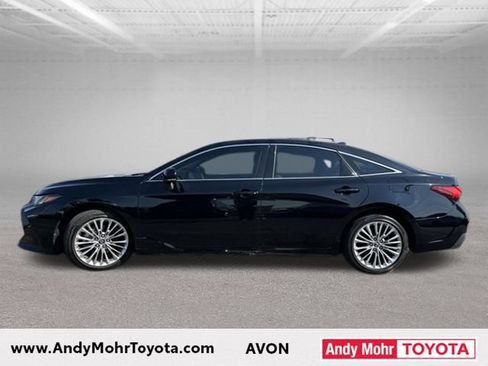 Used 2019 Toyota Avalon Limited FWD image 5