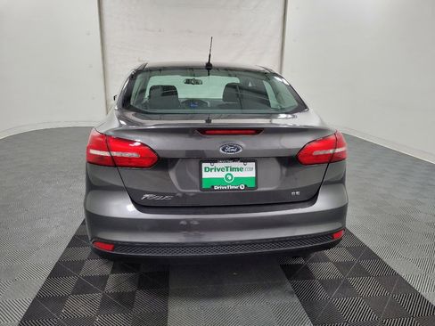 Used 2016 Ford Focus SE FWD image 6
